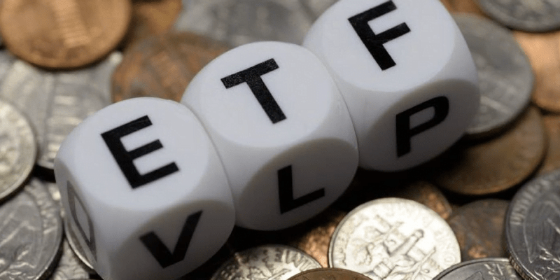 в какой etf вложить деньги лучше всего