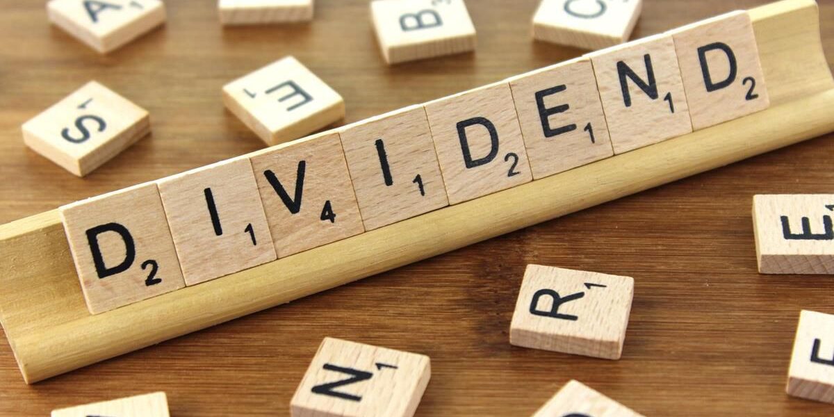 Инвестиции в дивидендные акции - доходность, риски, преимущества, стратегии как инвестировать в дивидендные акции