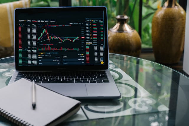 Портфель 7Twelve Крейга Исраэлсена состав, как инвестировать Портфель 7Twelve Крейга Исраэлсена состав, как инвестировать тикеры и ETF, стратегия