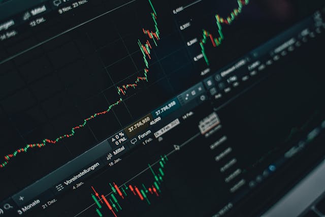 Портфель из четырех фондов Д.Богла (боглхедов) состав, как инвестировать Портфель из четырех фондов Д.Богла (боглхедов). Его состав, как инвестировать, что входит, тикеры