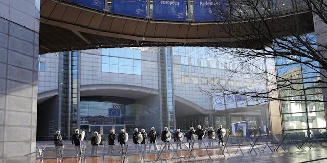 Инвестиции в Европу, акции, ETF, особенности ЕС фондового рынка