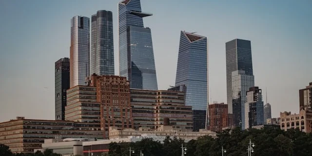 инвестиции в банки, как инвестировать через акции, ETF в банковский сектор